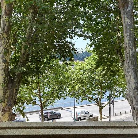 Apartment Cais Pedras Douro River View By Se Porto